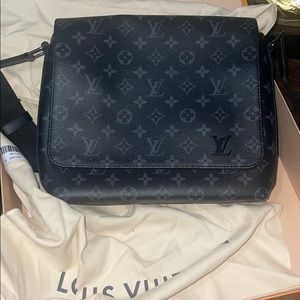 Brand new louis vuitton bag